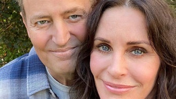'Friends' alum Courteney Cox, reunites with Matthew Perry after fans express concern over actor's appearance
