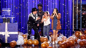 Jimmy Fallon surprises 3 UT Austin students with free college tuition