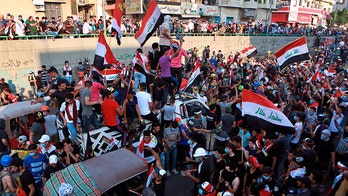 Iraqi security forces kill one anti-government protester, wound at least 200 more