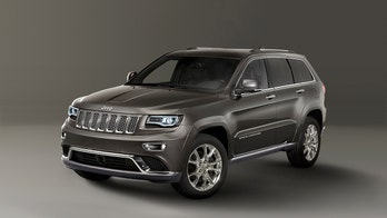 Jeep and Dodge recalling 700,000 SUVs to fix engine stall issue