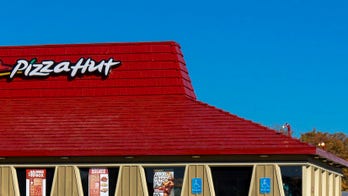 Pizza Hut customer threatens workers over extra-cheese pizza that 'didn't have enough cheese'