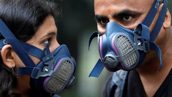 New Delhi choked by toxic smog, official compares it ‘gas chamber’