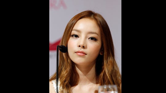 South Korean K-pop star Goo Hara found dead at 28, police say