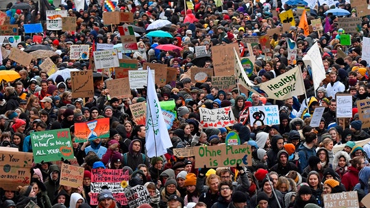 Climate protesters block stores, disrupt Black Friday shopping