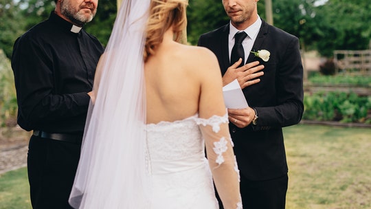 Reading wedding vows privately or during the ceremony: Which is more preferred?