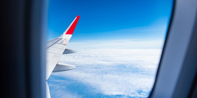 A fight over a window shade between two airline passengers was caught on video, and it’s about as amusing as it sounds. (Photo: iStock)
