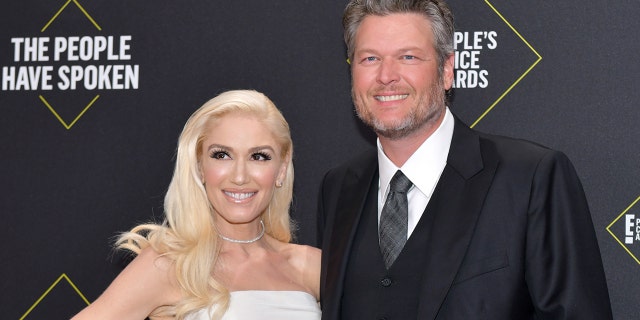 Gwen Stefani and Blake Shelton attend the 2019 E! People's Choice Awards at Barker Hangar on November 10, 2019 in Santa Monica, California.