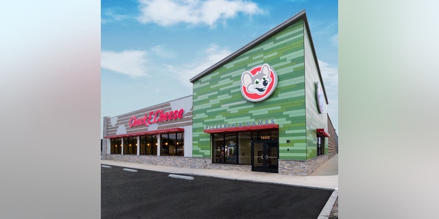 Chuck E. Cheese locations are also getting new logos and new color schemes, in addition to moving away from tokens toward an “All You Can Play” model,