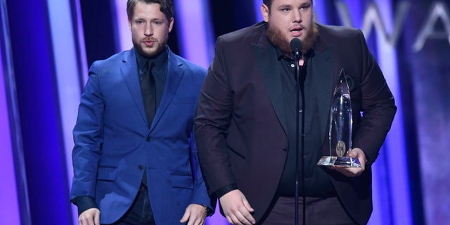 Luke Combs accepts his award for Male Vocalist of the Year. (Image Group LA/ABC via Getty Images)ROBERT WILLIFORD, LUKE COMBS