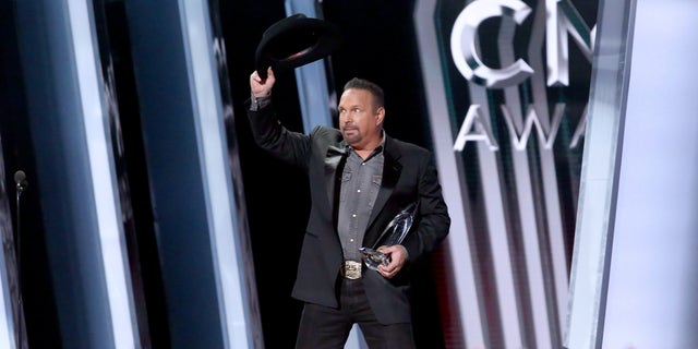 Garth Brooks accepts an award onstage during the 53rd annual CMA Awards at the Bridgestone Arena on November 13, 2019, in Nashville, Tenn.