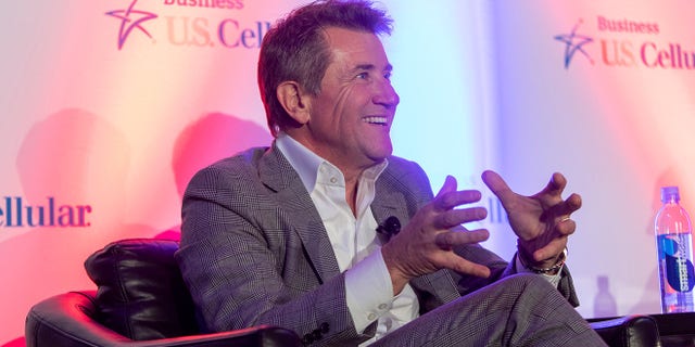 Robert Herjavec has teamed up with U.S. Cellular's Business unit.