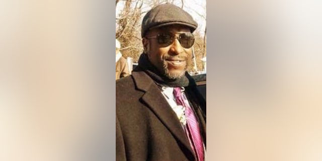 Stephone Ritchie Sr., 38, who attempted to save his sons from a dangerous rip current while on a family vacation in <a data-cke-saved-href="https://www.foxnews.com/category/us/us-regions/southeast/florida" href="https://www.foxnews.com/category/us/us-regions/southeast/florida" target="_blank">Florida</a>, has died.
