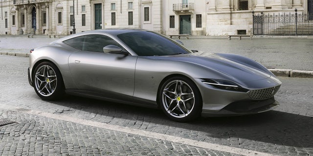 The Purosangue shares some of its underpinnings with the Roma coupe.