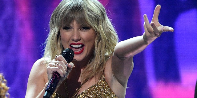 Taylor Swift has not performed at a country music awards show in seven years. (Photo by Chris Pizzello/Invision/AP)