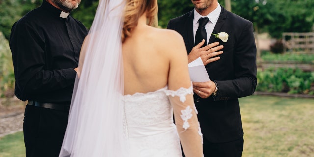 Wedding photographer Shayla Herrington tells Fox News that most couples deliver a shot list of the family photos they want ahead of the actual wedding day, which tells photographers which images to prioritize.