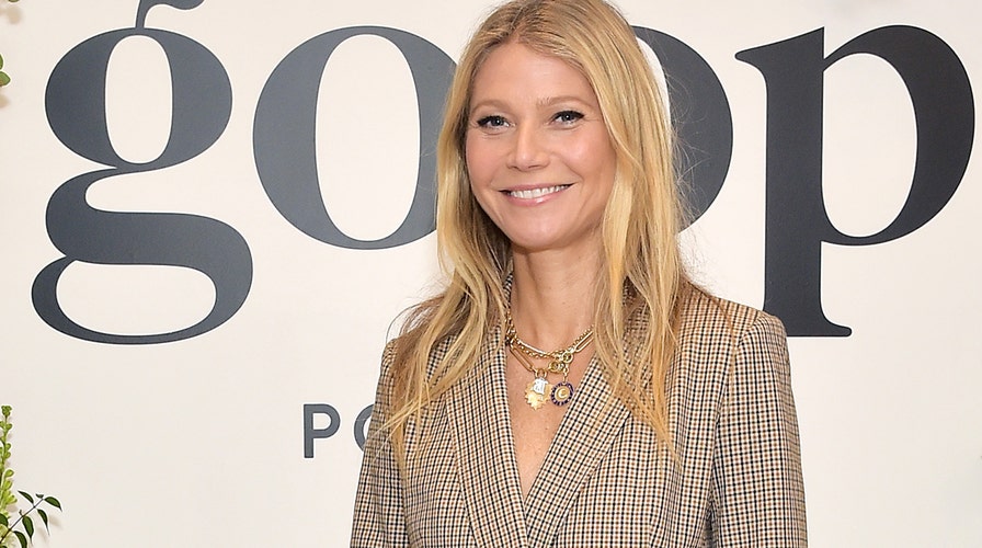 Gwyneth Paltrow Gets a Piercing with Daughter Apple, 17, Every Year on the  Teen's Birthday