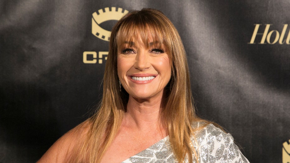 Jane Seymour recalls being single in her 60s: 'Tinder wasn't going ...