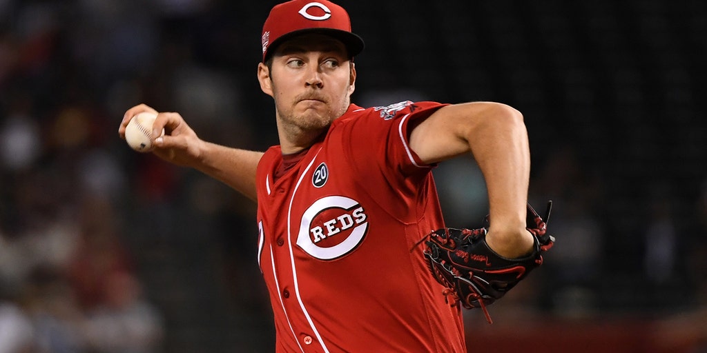 Reds' Bauer skirts arbitration after sour '19 hearing vs CLE