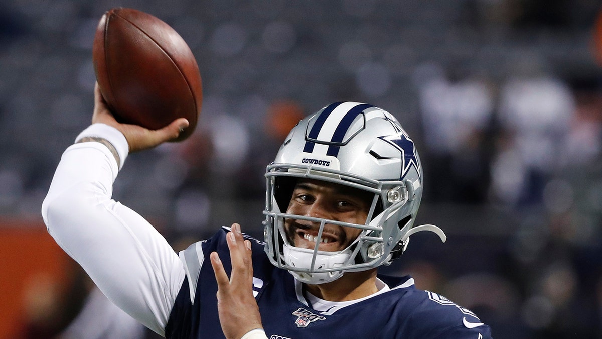 Cowboys place franchise tag on Dak Prescott