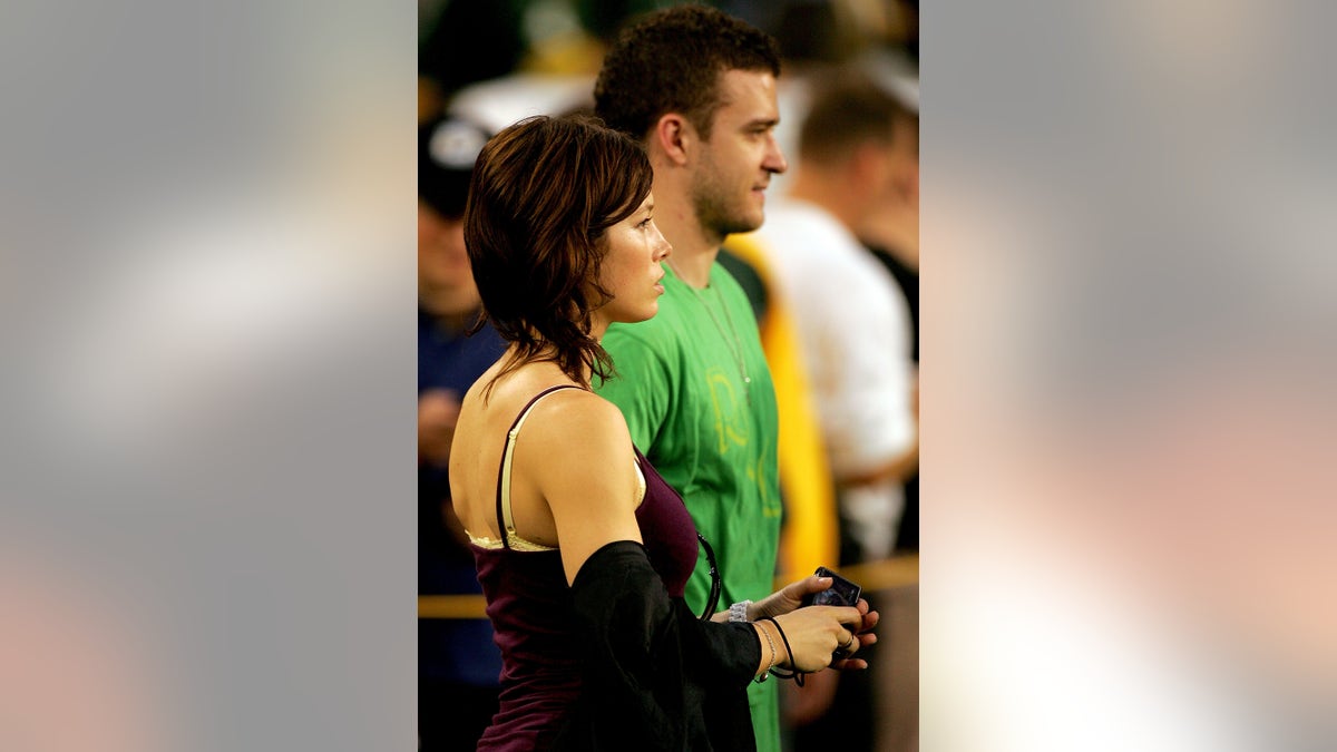 The two were spotted at a Green Bay Packers game in October 2007. (Photo by Matthew Stockman/Getty Images)