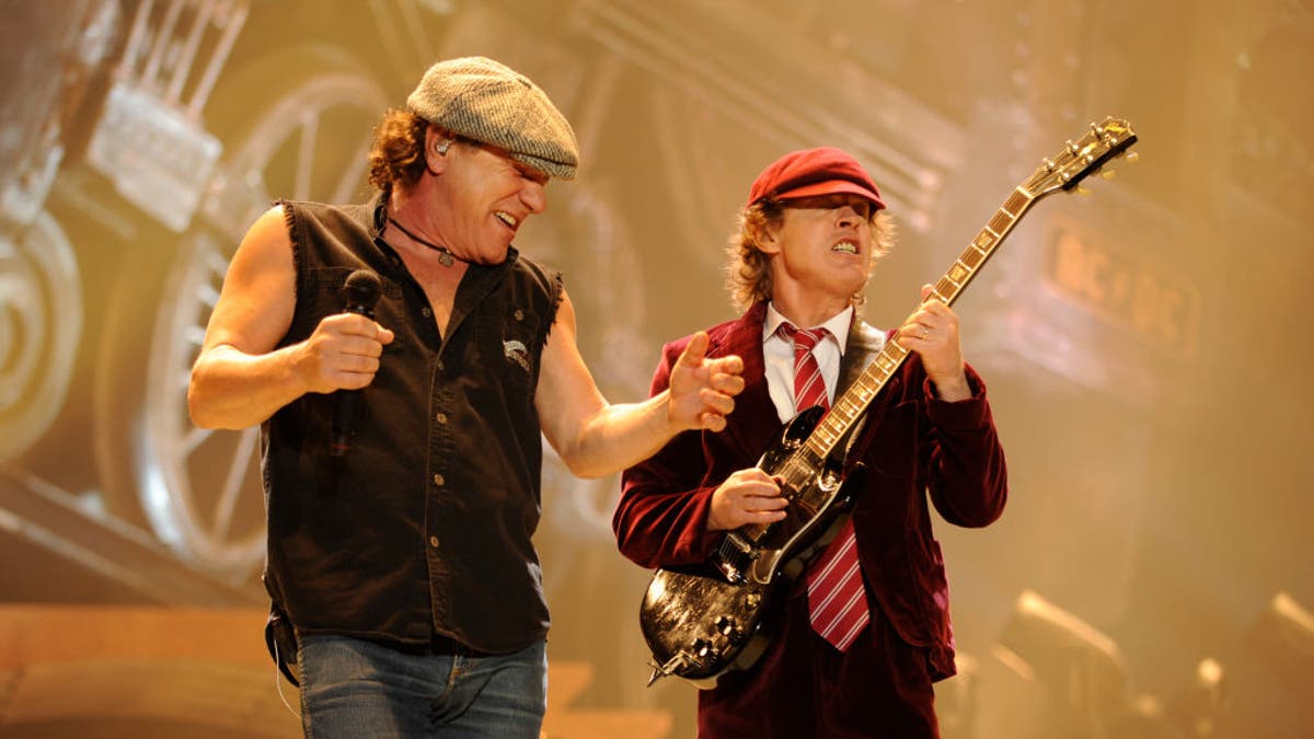 Disciplin Koordinere begå AC/DC reuniting with Brian Johnson for new album, famous friend says | Fox  News