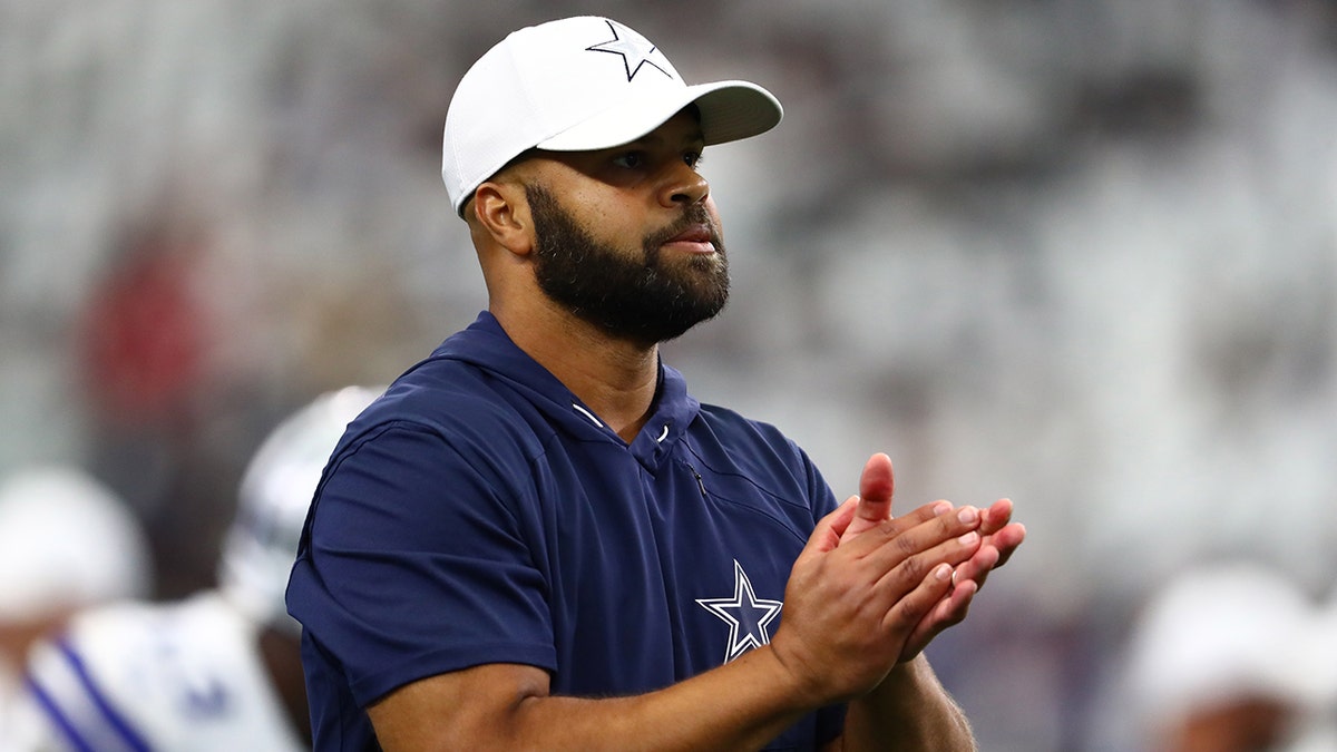 Sep 8, 2019; Arlington, TX, USA; Dallas Cowboys defensive backs coach Kris Richard prior to the game against the New York Giants at AT&amp;T Stadium. (Matthew Emmons-USA TODAY Sports)