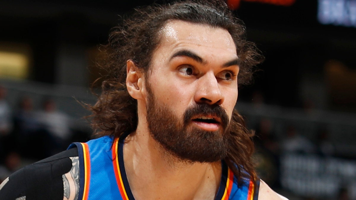 With Steven Adams potentially out due to rest. We may get to see this drippy  fit on the sidelines tomorrow 😮‍💨 : r/memphisgrizzlies