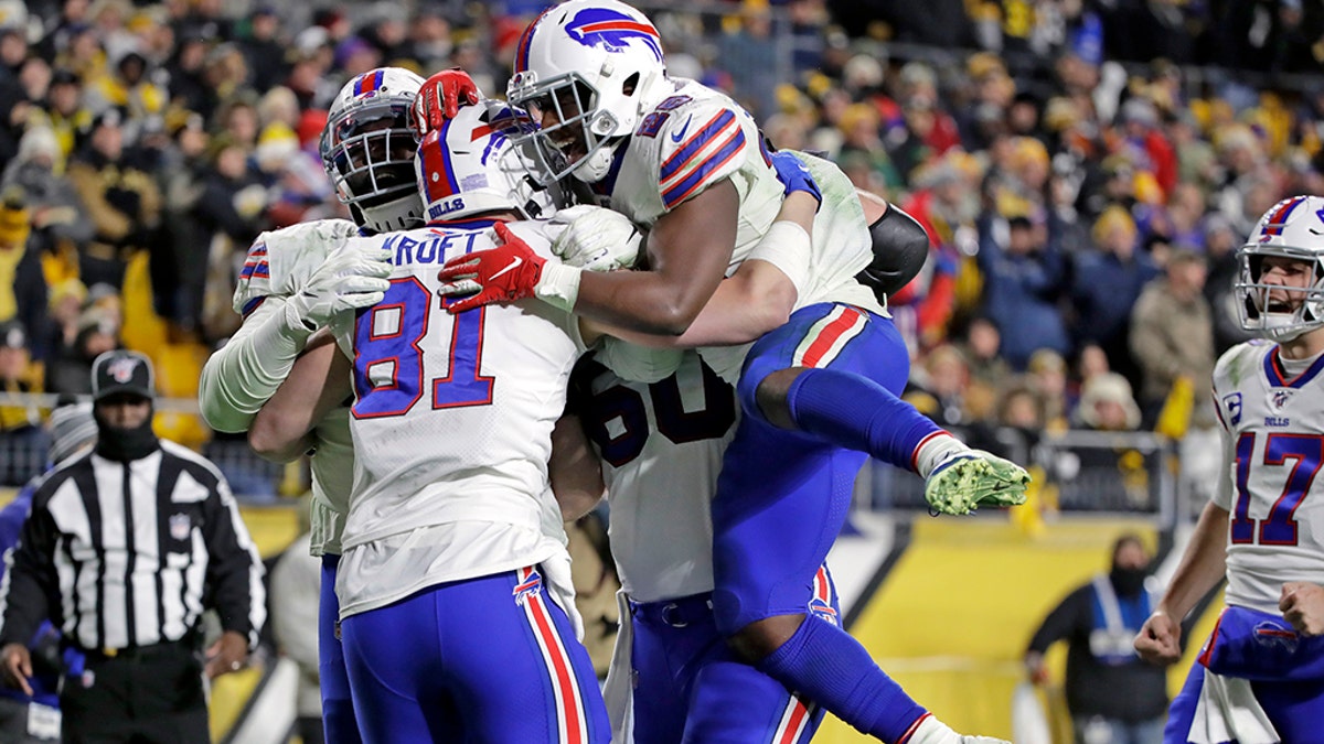 Steelers fall to Bills 17-10