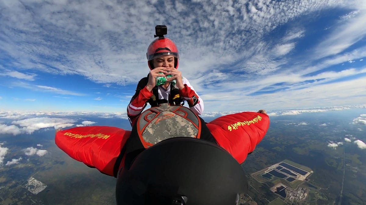Woman Eats Burger King Impossible Whopper While Skydiving Plans To Start Filming Weekly Food Reviews In The Sky Fox News