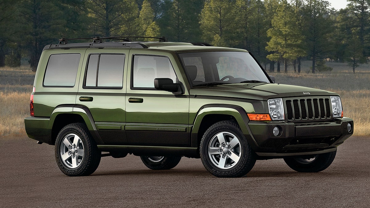 The Jeep Commander was discontinued in 2010.