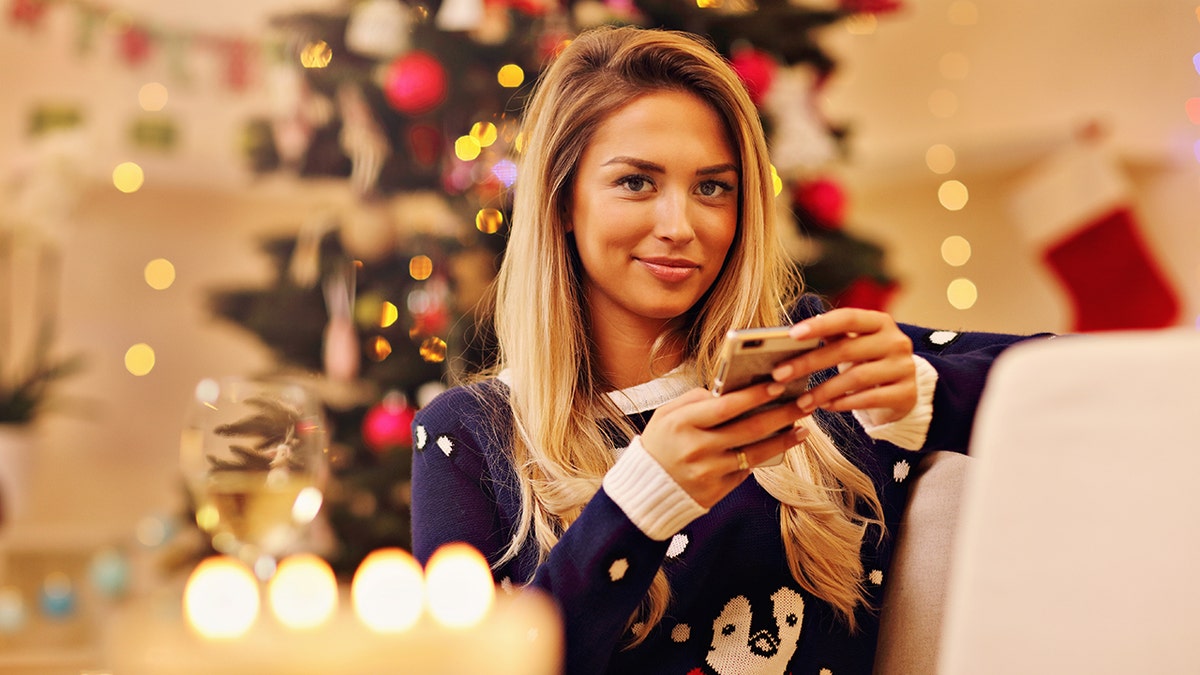 But how will Instagram know of her penguin-themed Christmas sweater?