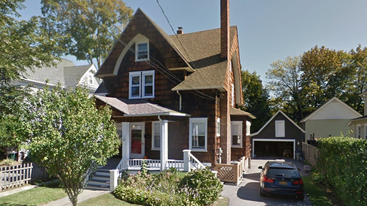 The home in Pleasantville, N.Y., where the two adults and children were found dead. (Google Maps)