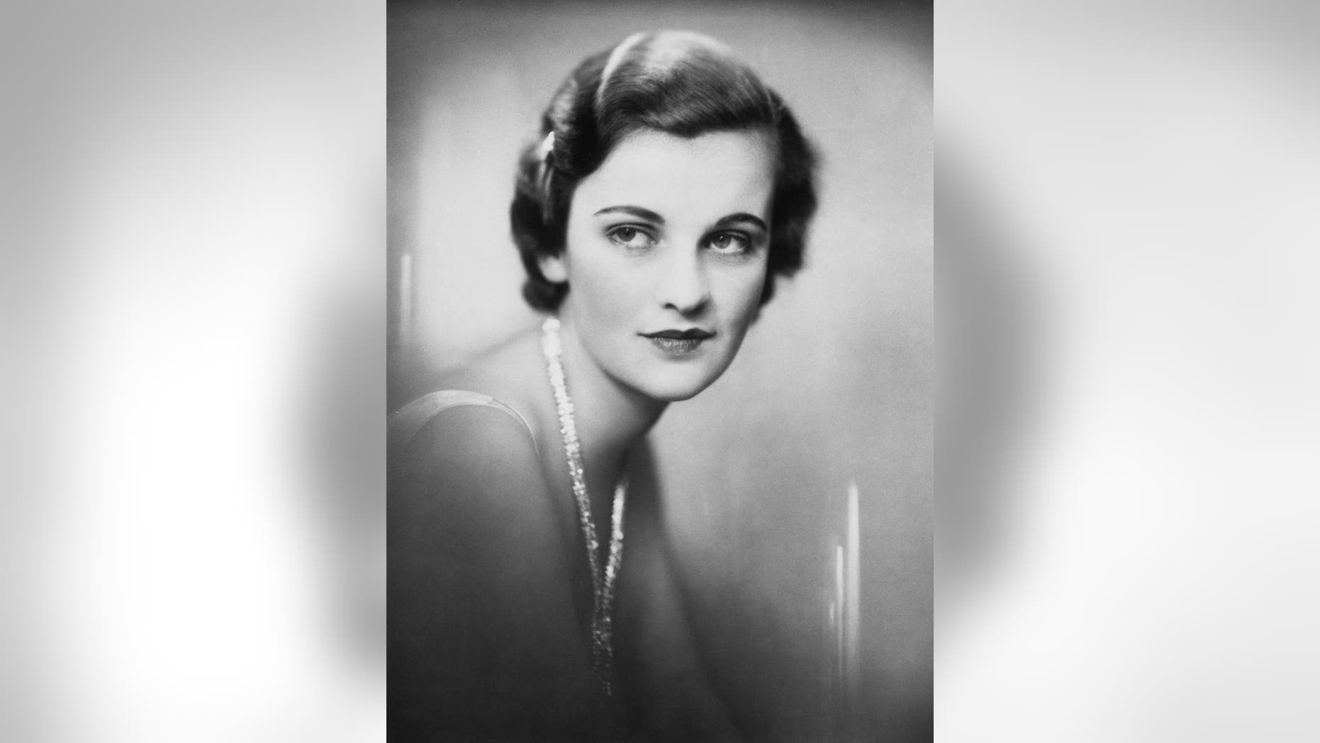 English socialite Margaret Whigham (1912 - 1993), circa 1930. (Photo by Hulton Archive/Getty Images)