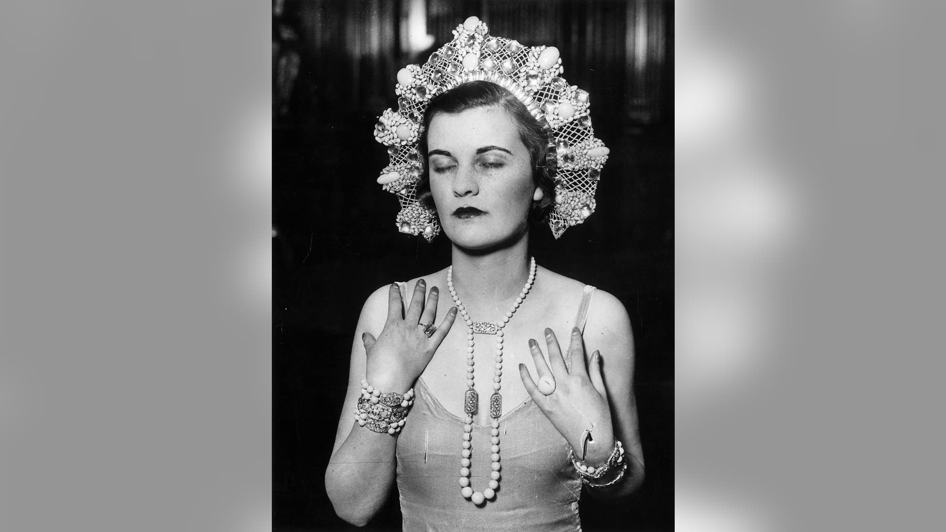 1930: The Duchess of Argyll at a dress rehearsal for the Jewels of Empire Ball at Brook House in Park Lane. (Central Press/Getty Images)