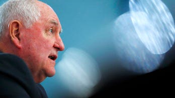 White House tightens food stamp requirements, potentially affecting hundreds of thousands of people