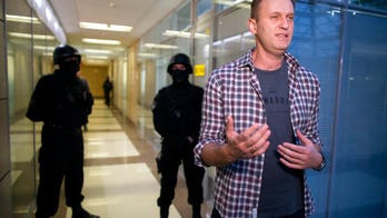 Russian authorities raid office of opposition leader Alexei Navalny