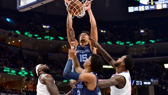 Grizzlies’ Brandon Clarke week to week with muscle injury