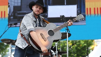 Country star Brett Kissel recalls receiving a handwritten note from Johnny Cash on the day he died