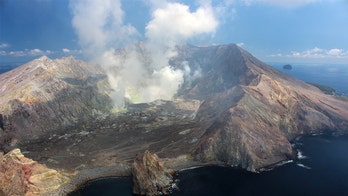 New Zealand volcano disaster: 6 of 8 bodies recovered from tourist island, officials say