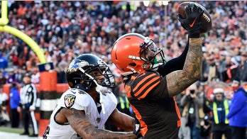 Odell Beckham Jr. in heated confrontation with Browns coach Freddie Kitchens on sideline