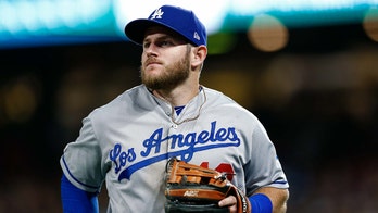Los Angeles Dodgers' Max Muncy apologizes after quick reaction to 'absurd' amount of fan mail