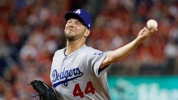 Twins sign pitchers Homer Bailey, Rich Hill to 1-year deals