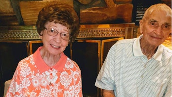 Michigan couple married 70 years dies minutes apart