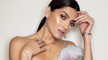 Blanca Blanco stuns in festive new bikini snaps