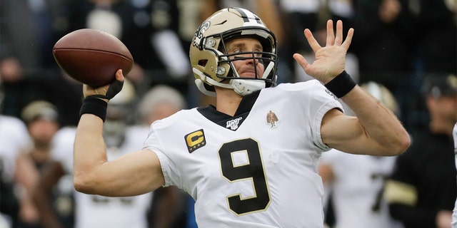 New Orleans Saints quarterback Drew Brees passes against the Tennessee Titans in the first half of an NFL football game Sunday, Dec. 22, 2019, in Nashville, Tenn. (AP Photo/James Kenney)