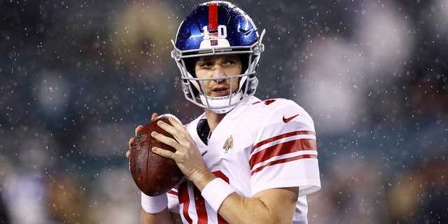FILE - New York Giants' Eli Manning