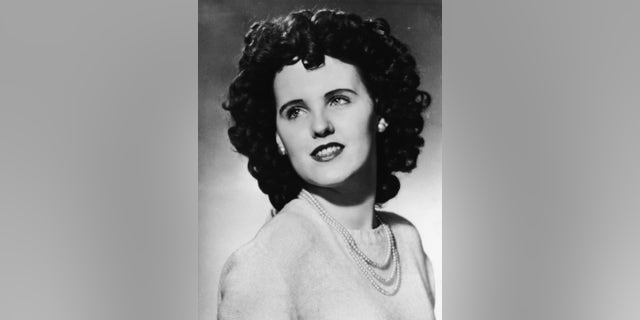 Studio headshot portrait of aspiring American actress and murder victim Elizabeth Short (1924 - 1947), circa 1940s. Short became known as the Black Dahlia after her body was discovered in a vacant lot in Hollywood, Calif., her corpse naked and severed in two. The murder still remains unsolved.