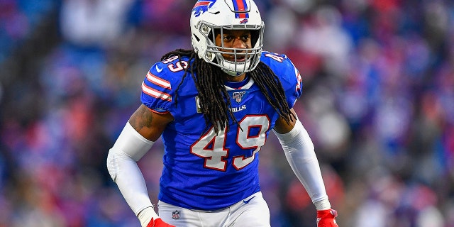 Nov. 24, 2019: Buffalo Bills middle linebacker Tremaine Edmunds (49) prepares for the snap against the Denver Broncos during the fourth quarter of an NFL football game, in Orchard Park, N.Y.  (AP Photo/Adrian Kraus)