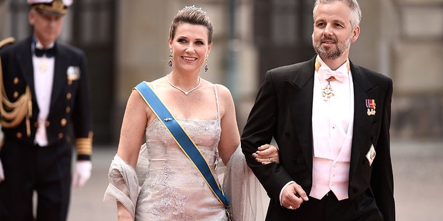 STOCKHOLM, SWEDEN - Princess Maertha Louise of Norway and her husband Ari Behn attend the royal wedding of Prince Carl Philip of Sweden and Sofia Hellqvist at The Royal Palace on June 13, 2015 in Stockholm, Sweden. (Photo by Ian Gavan/Getty Images)