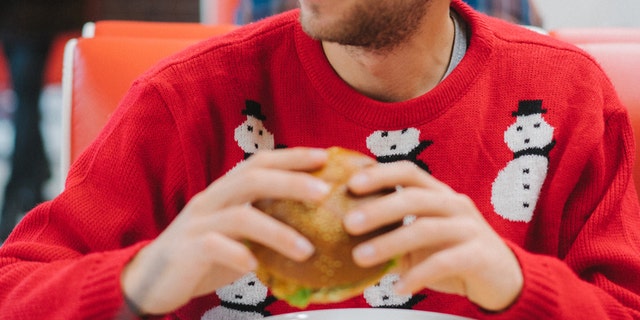 This year you’ve got quite the selection, as more chain restaurants are hopping on the ugly-holiday-apparel bandwagon.
